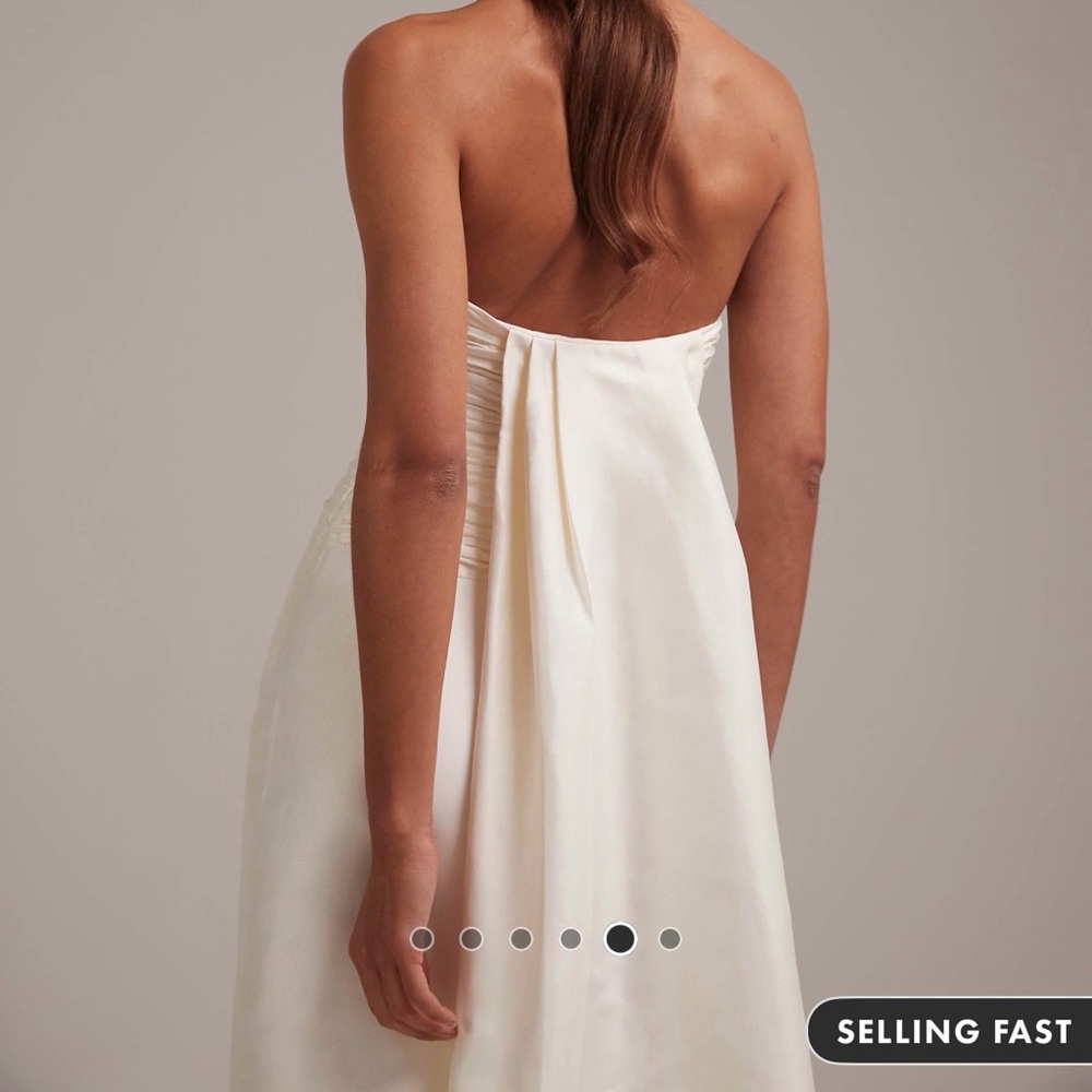 ASOS Ivory Strapless Column Gown - Picture 2 of 10